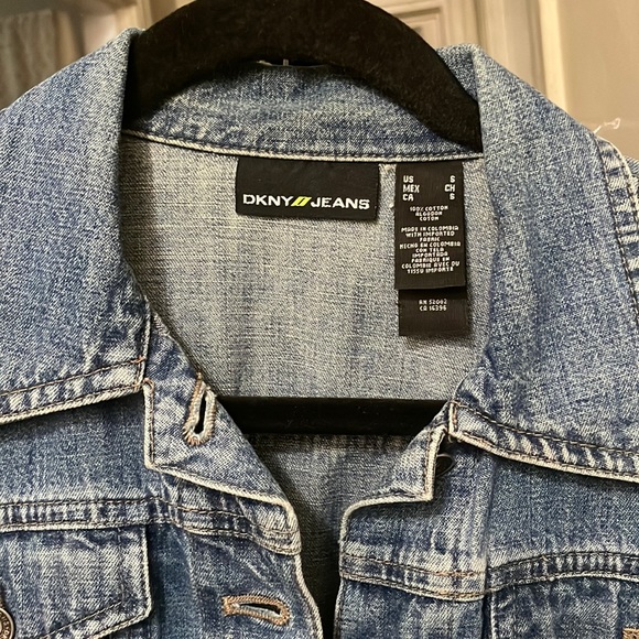 DKNY DENIM JACKET SMALL - Picture 1 of 7